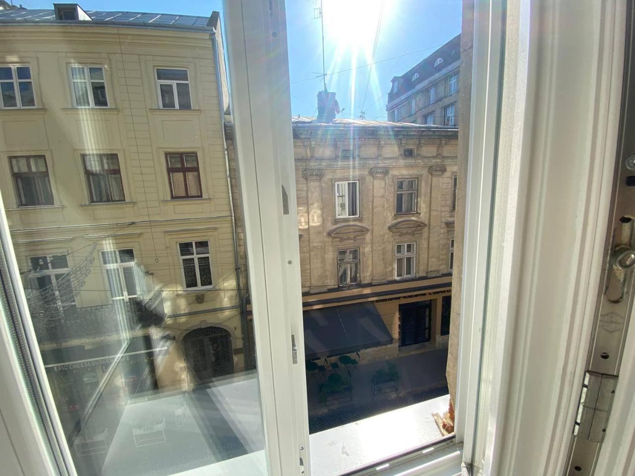 Feel Lviv! Old City Apartment Eksteriør billede